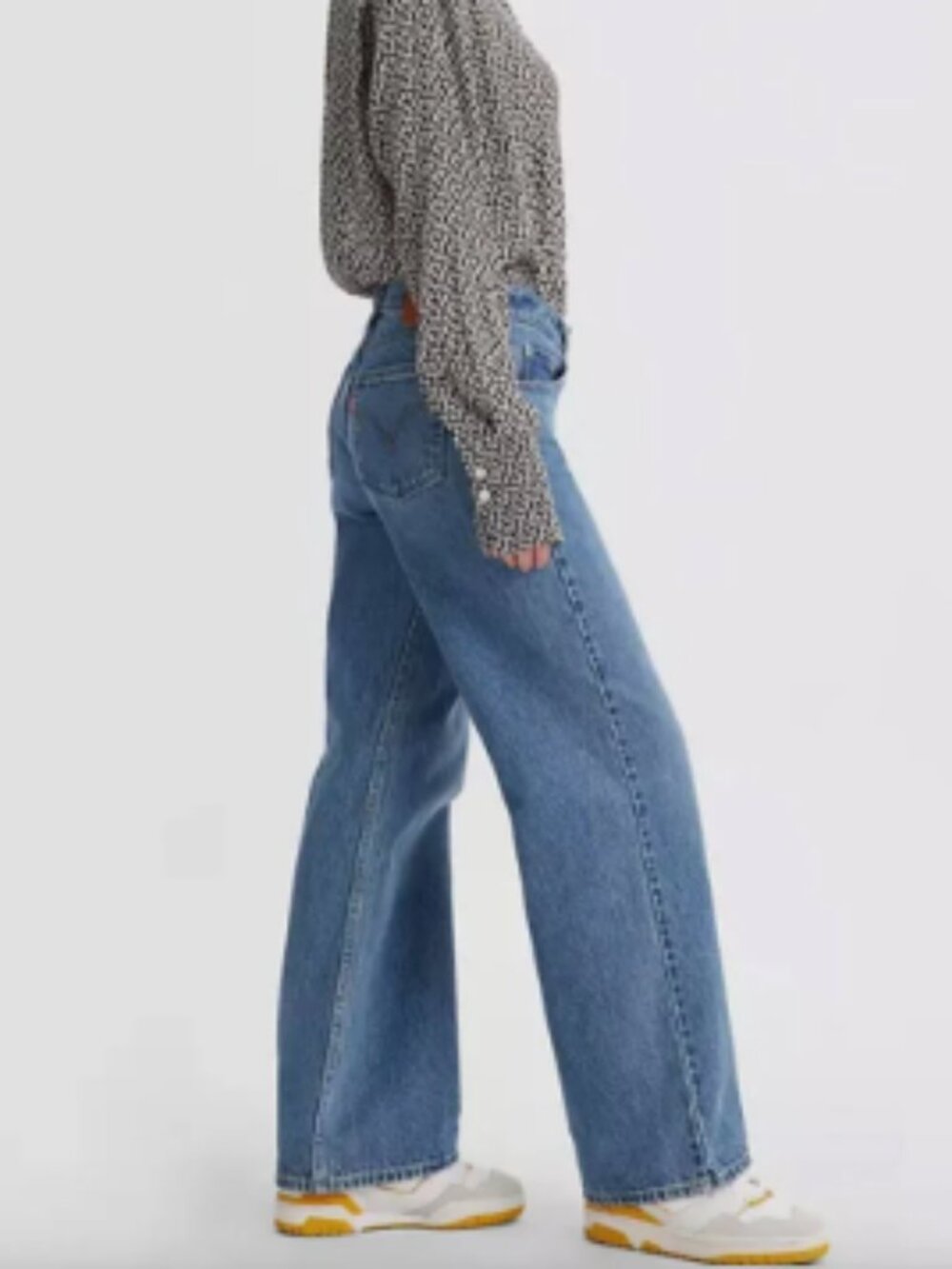 Levi’s Low Loose Jeans 28x32 Medium Wash NWT - Picture 2 of 6